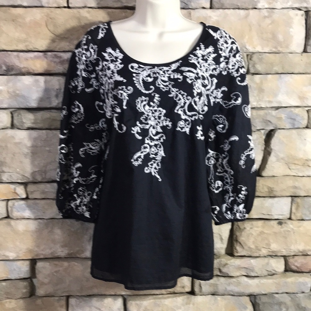 Edmé & Esyllte Navy and White Lined Embroidered Top